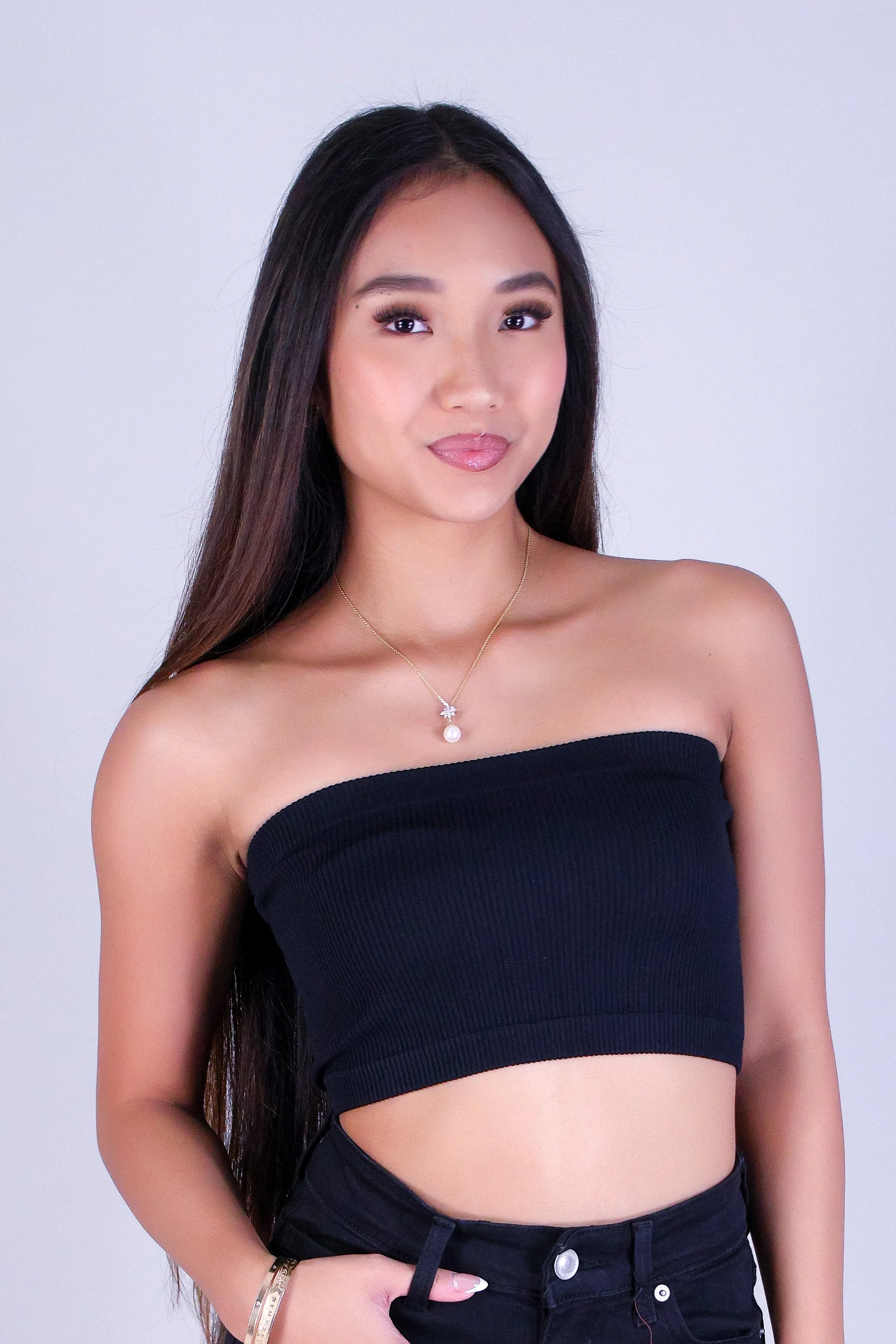 WHAT'S IT ABOUT BANDEAU - Image 2