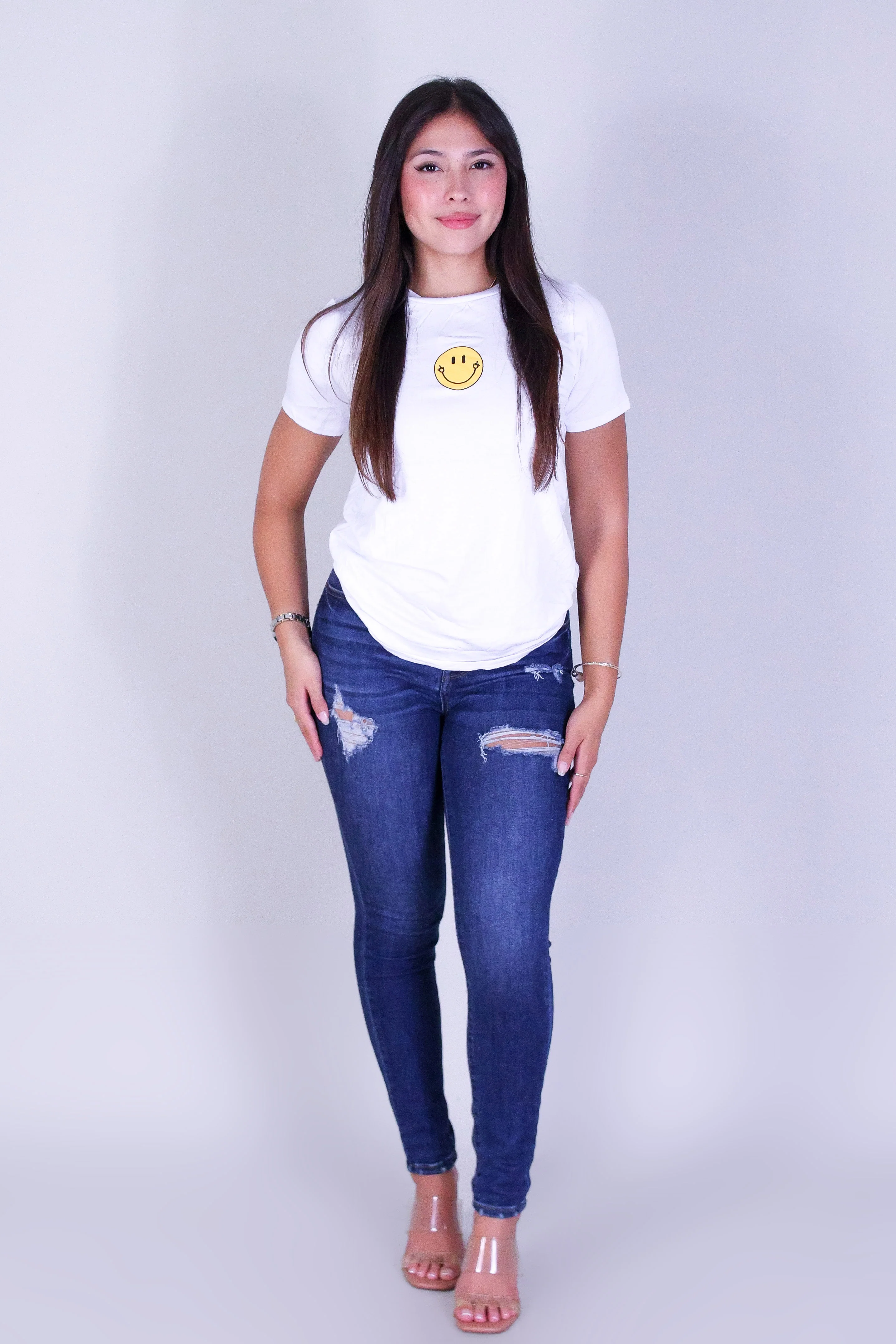 SMILEY FACE TEE