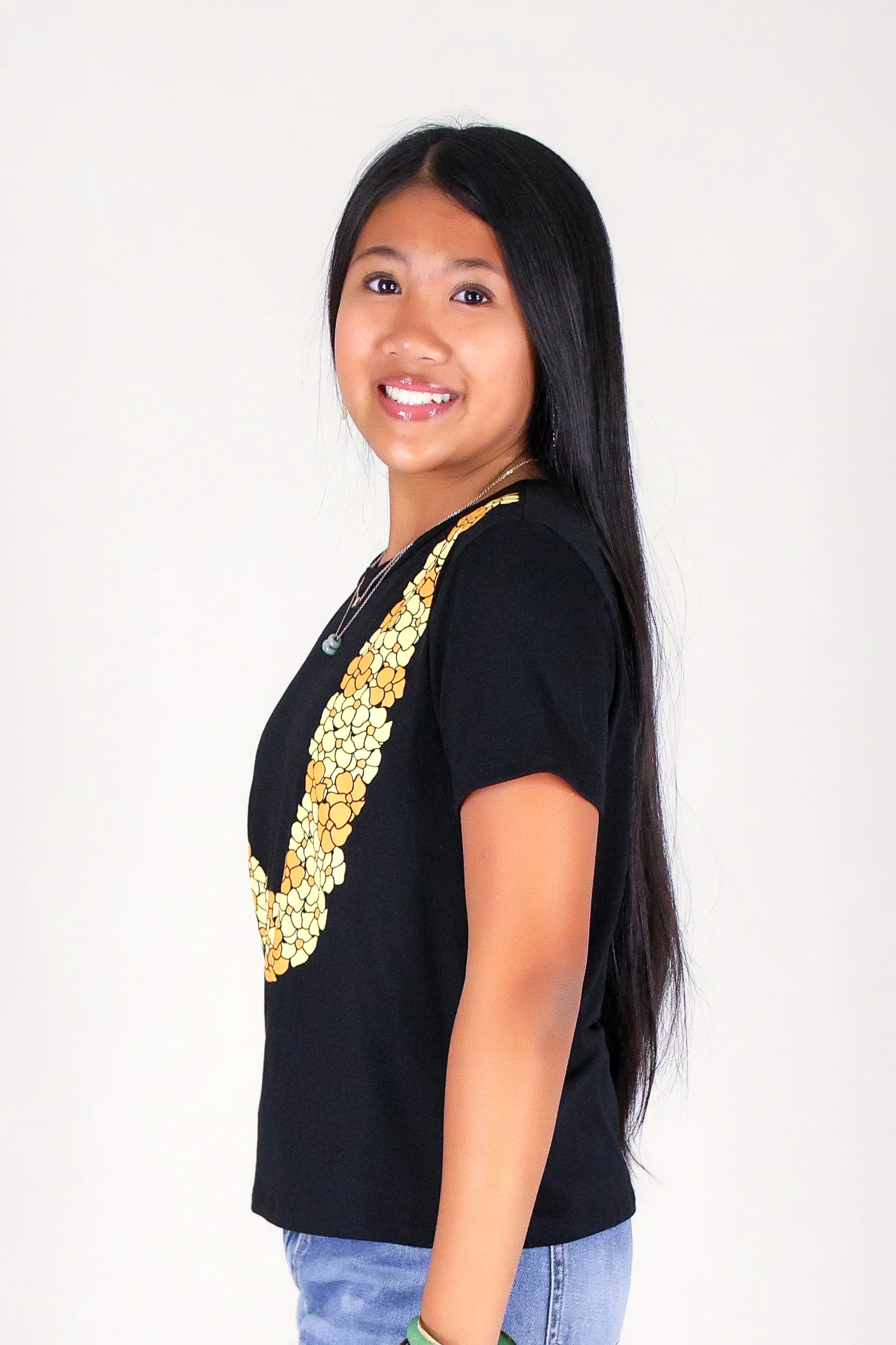 CLUSTERED PUAKENIKENI LEI TEE | KIDS SIZE 2-16 - Image 3