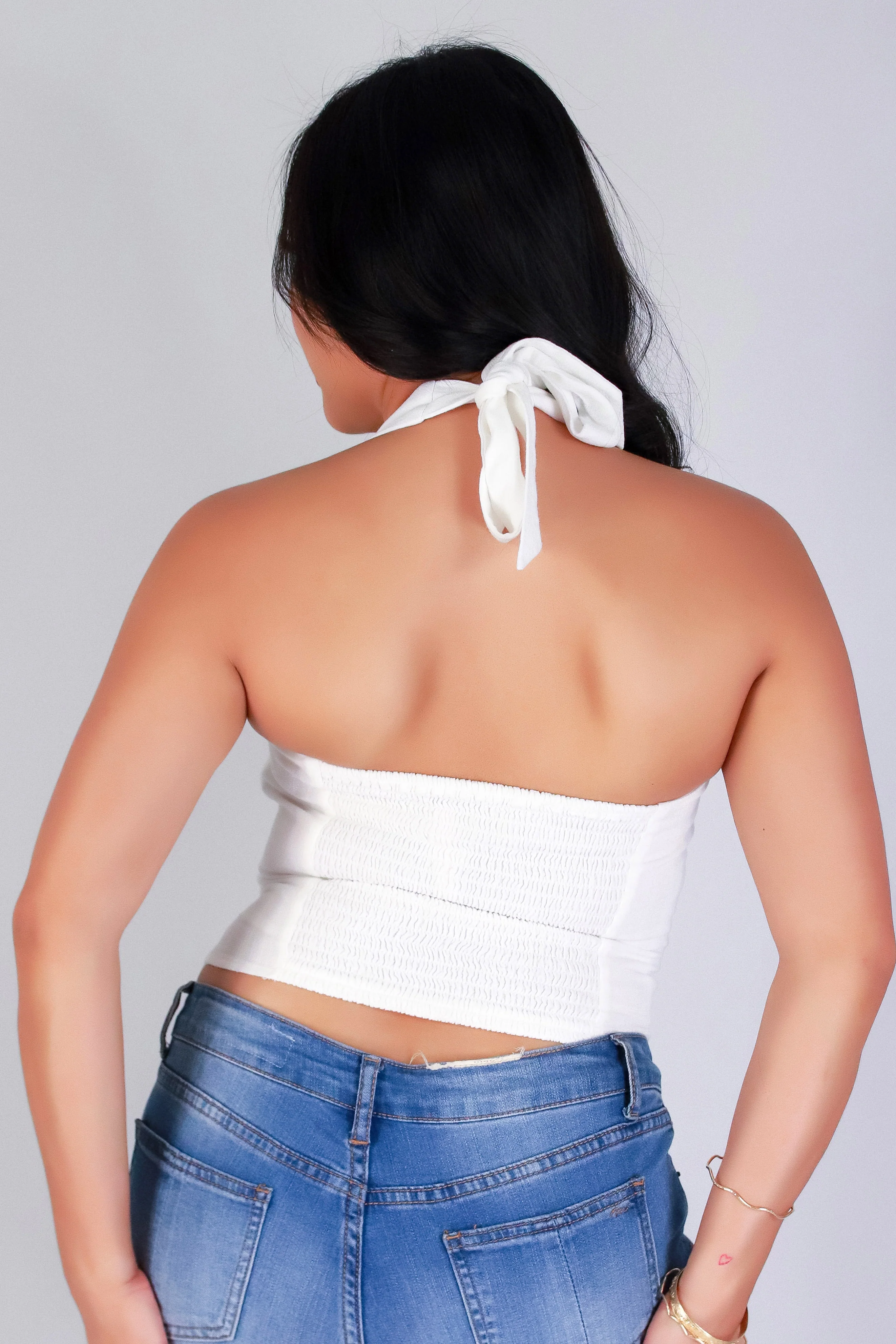TIED IN STYLE HALTER TOP - Image 4
