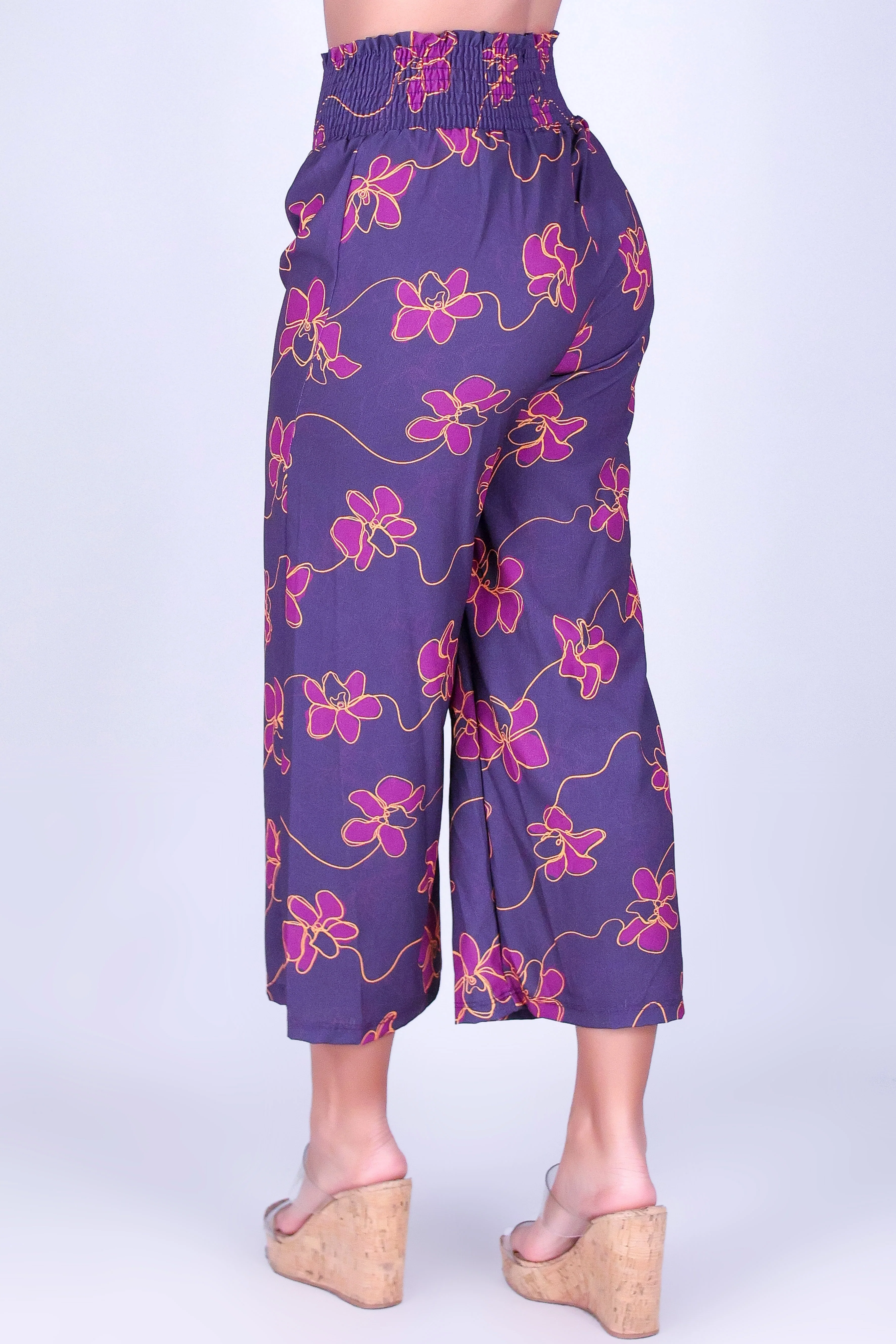 ORCHID LINE SMOCKED WAIST CAPRI'S - Image 3