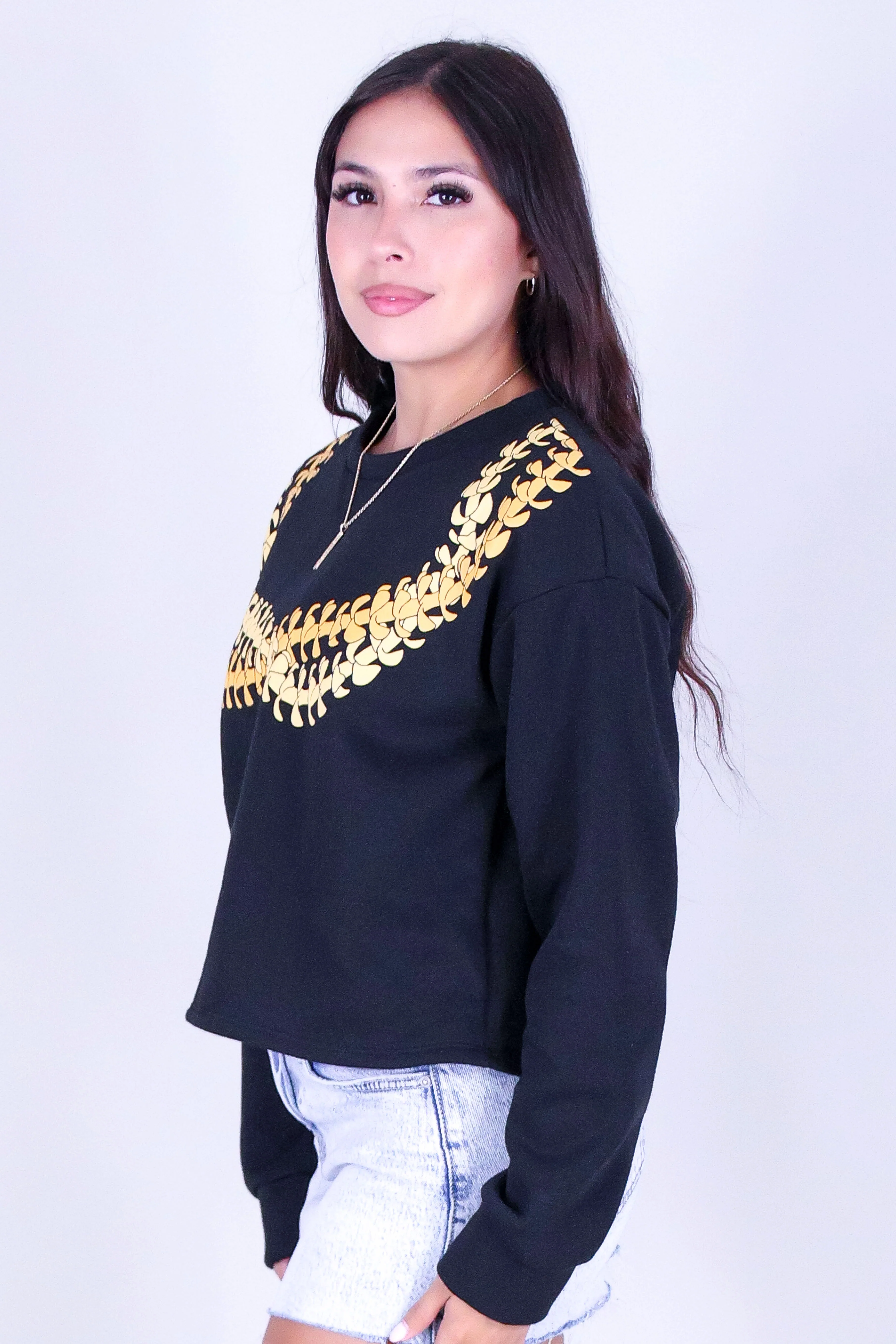 TWISTED PUAKENIKENI LEI SWEATER - Image 3