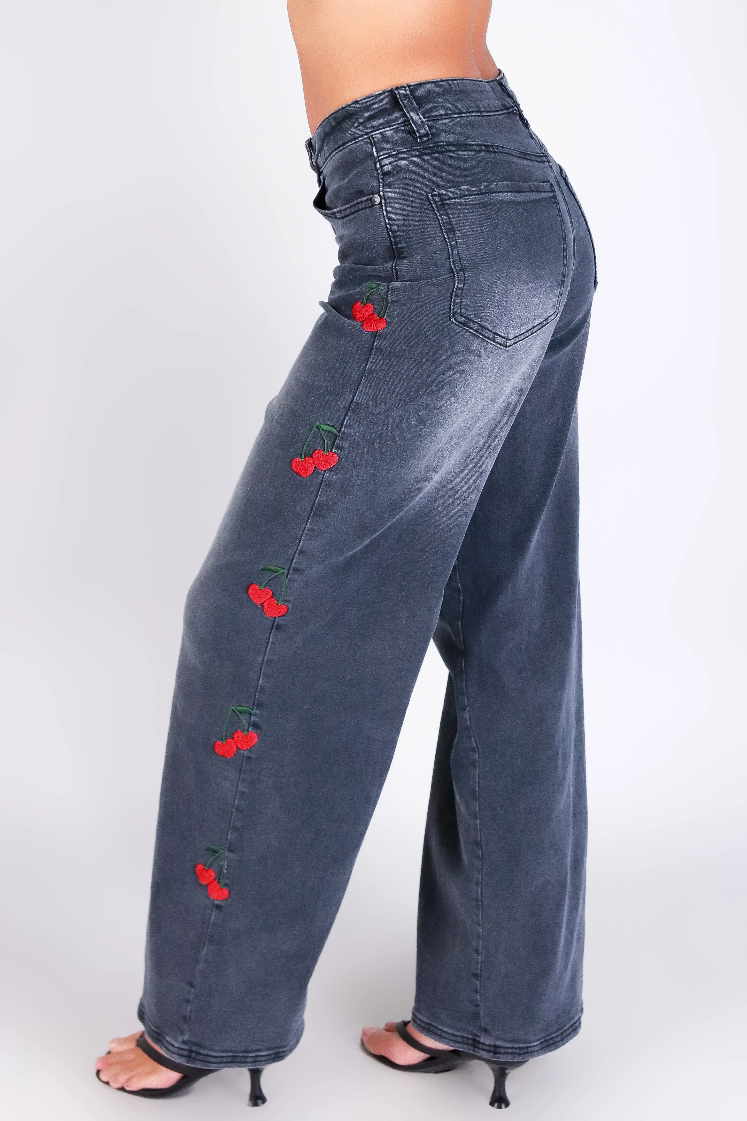 CHERRY ON THE SIDE JEANS - Image 2