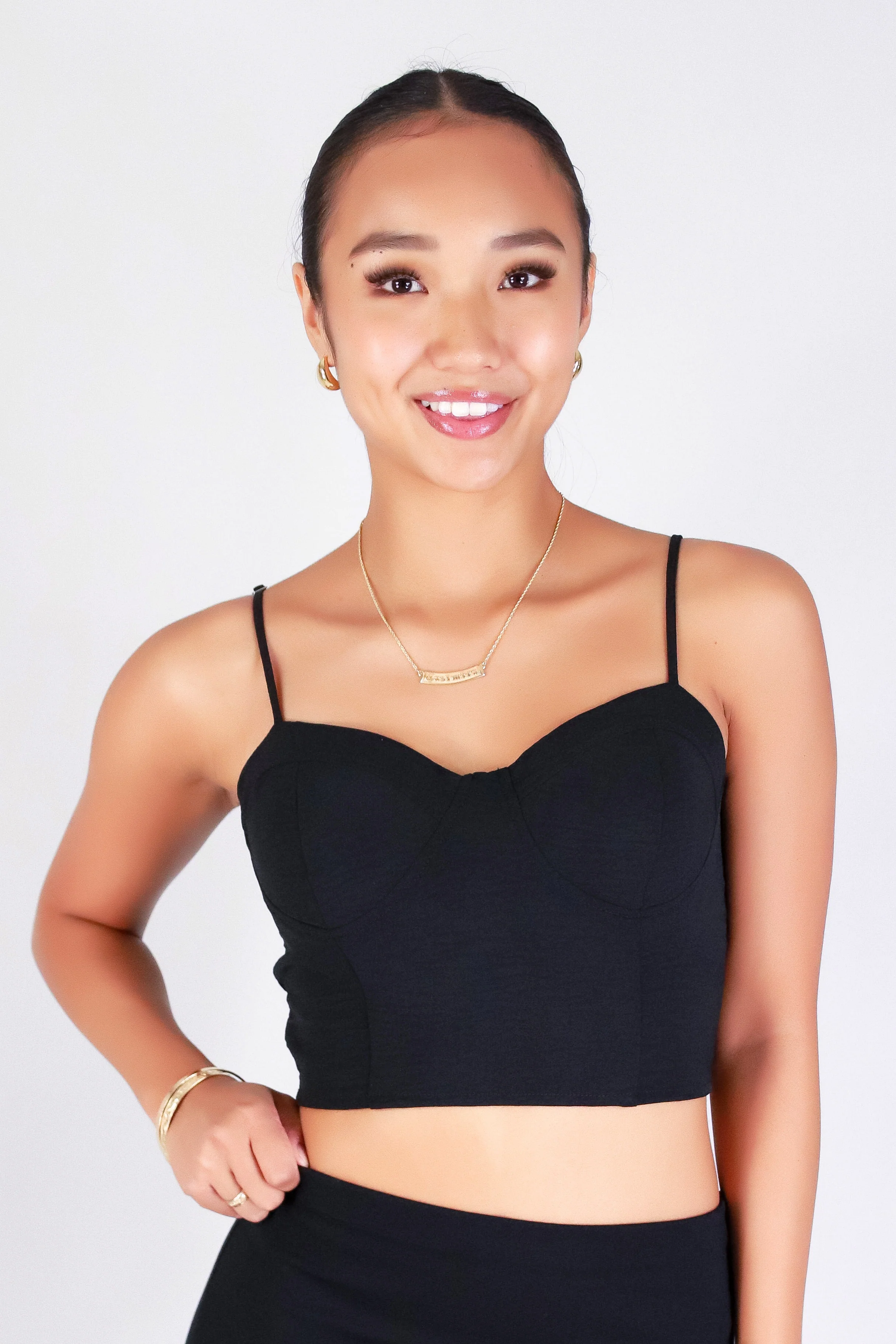 FITTED & FLIRTY CROP TOP - Image 2
