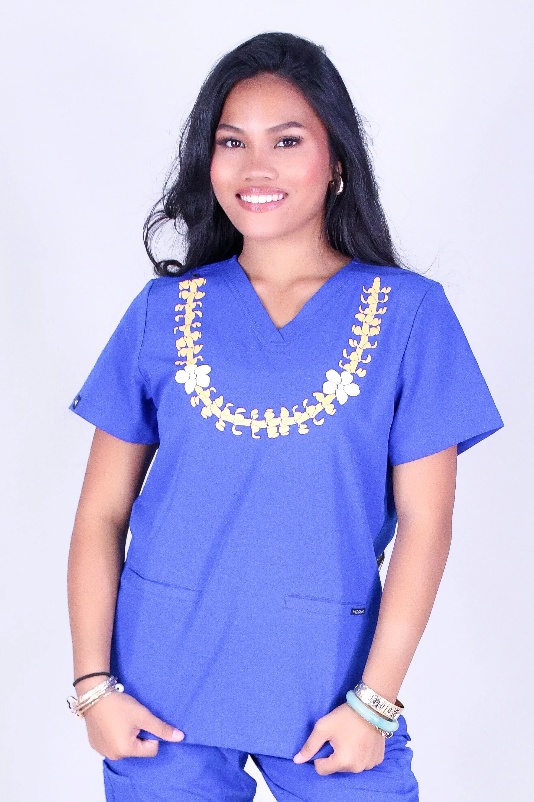 PUAKENIKENI SCRUB TOP - Image 2