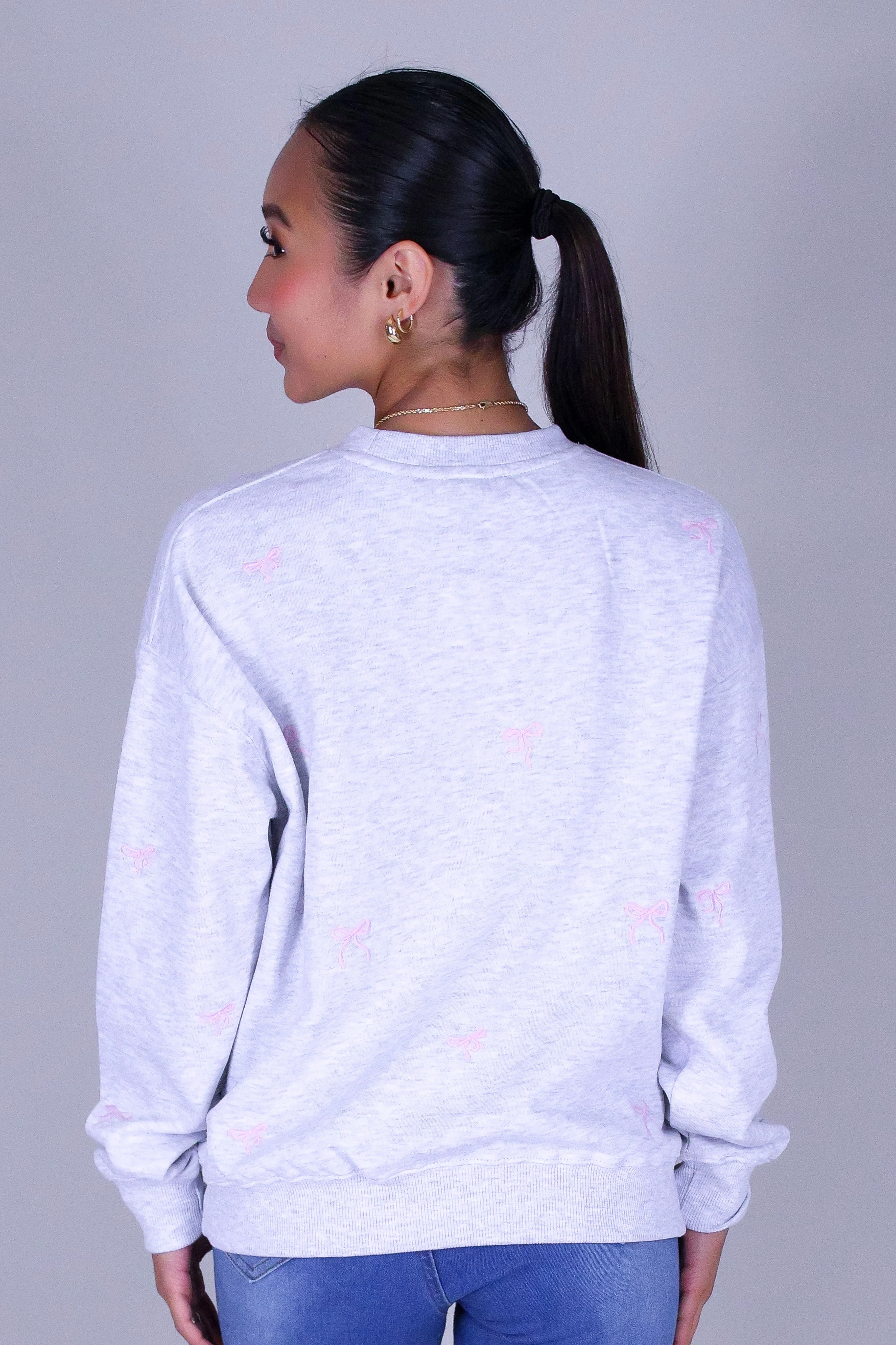 BOW EMBROIDERED CREW SWEATER - Image 4