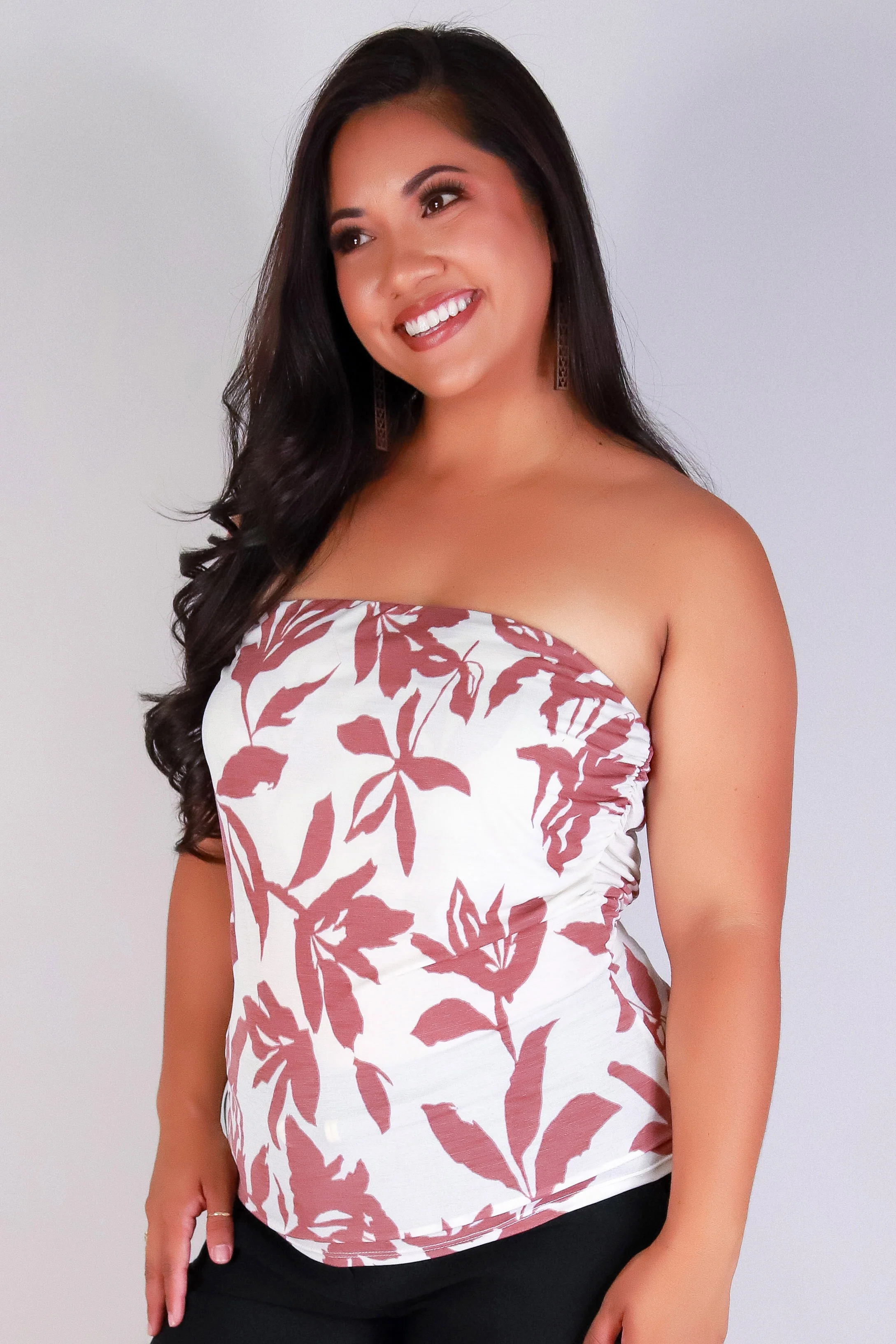 SLIP INTO THIS TUBE TOP - Image 2