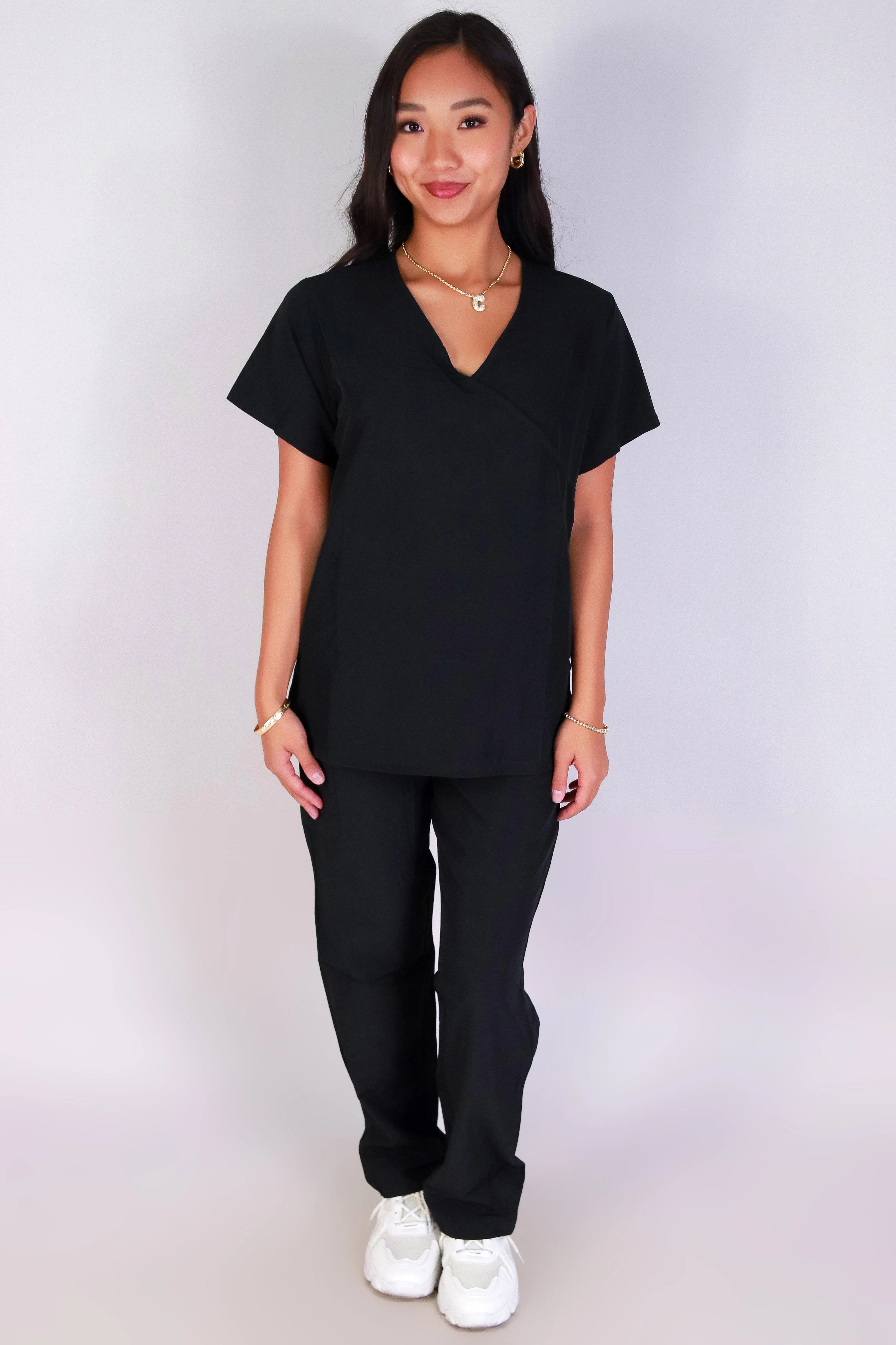 HEALING IN STYLE SCRUB TOP