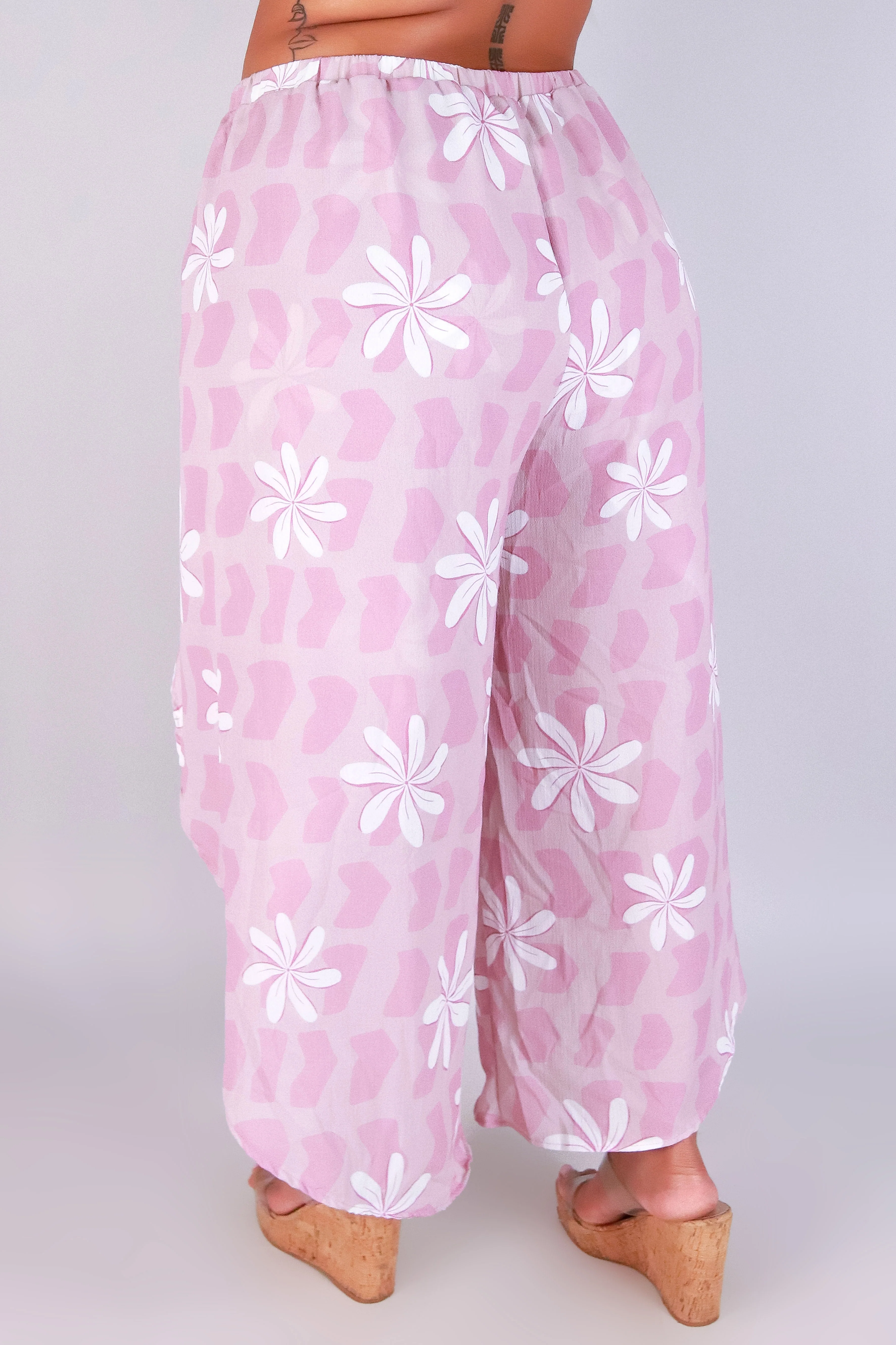 TIARE SHELL CAPRI'S - Image 3