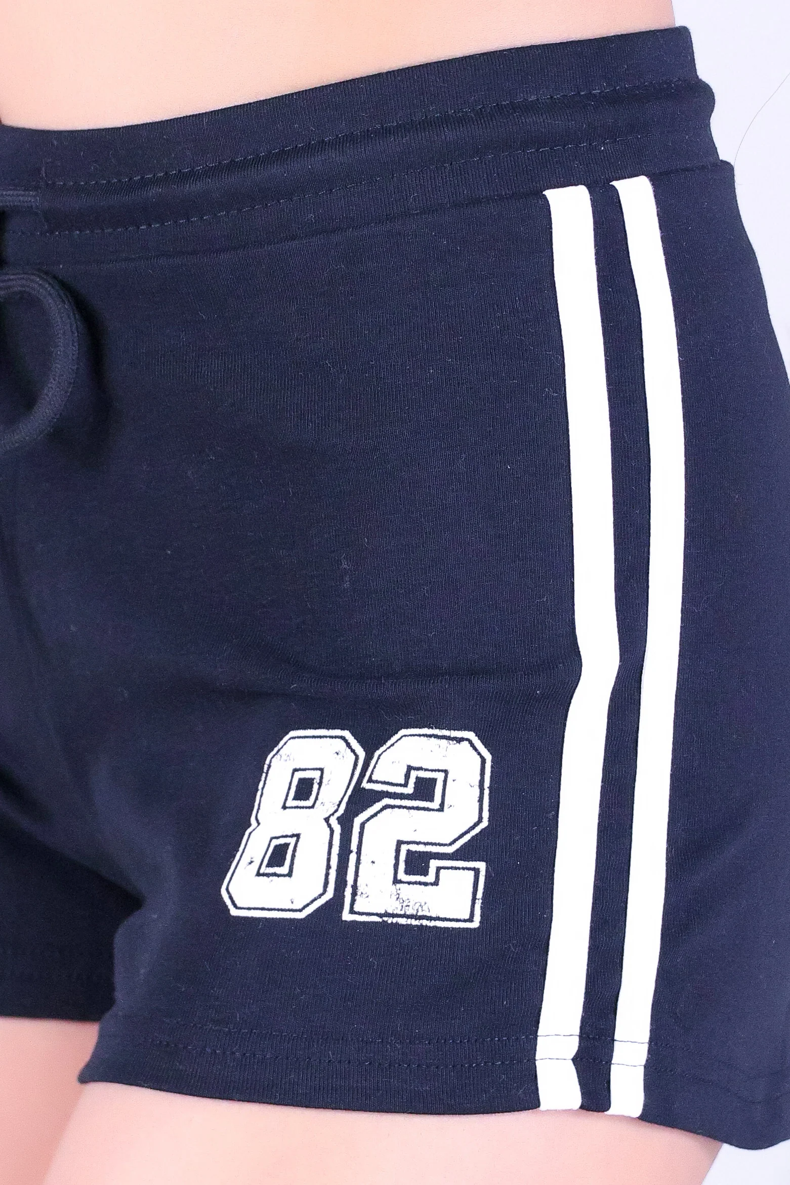 #82 VARSITY SHORTS - Image 4