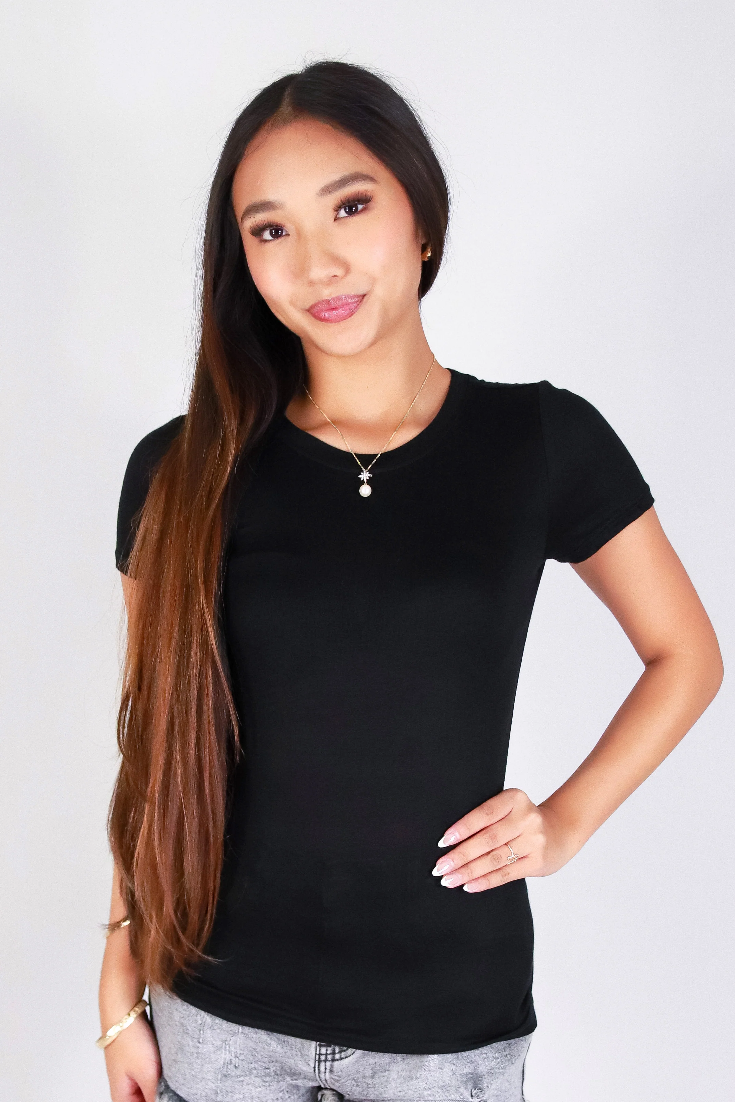 BARE BASIC TEE - Image 2