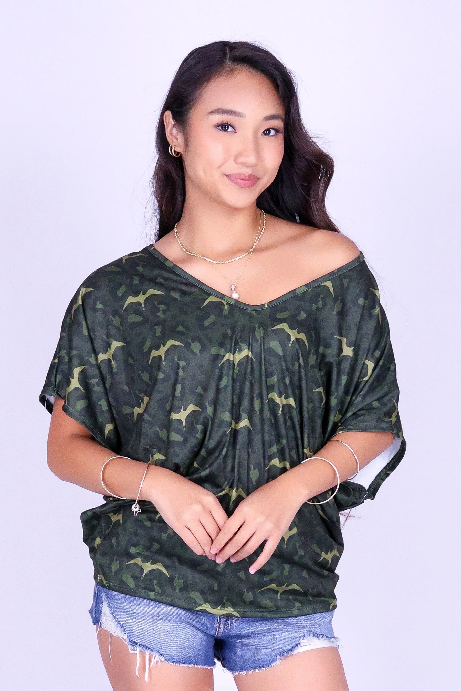 NO-PEEK CHIC HALTER DRESS - Image 3
