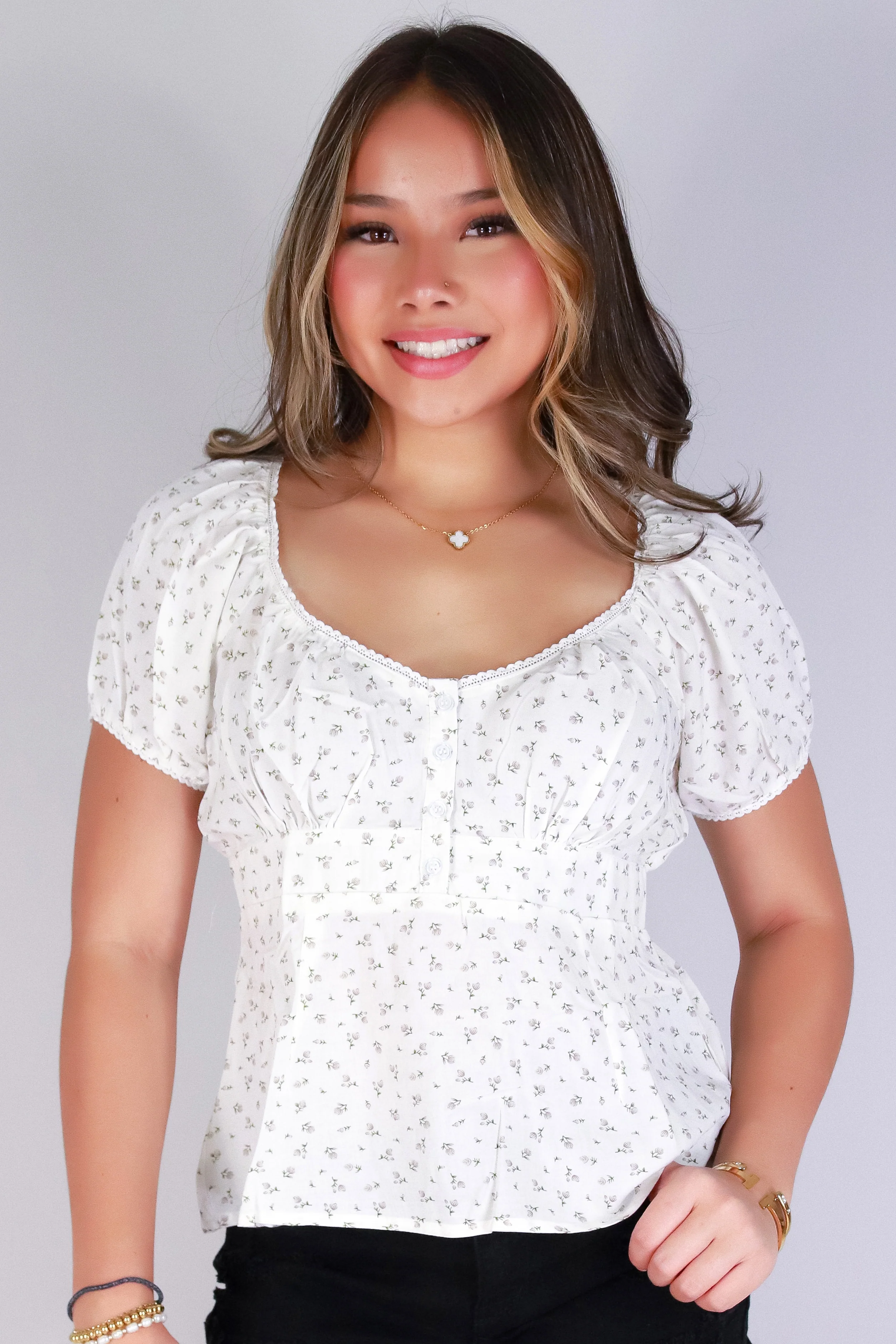 ROMANCE IN BLOOM TOP