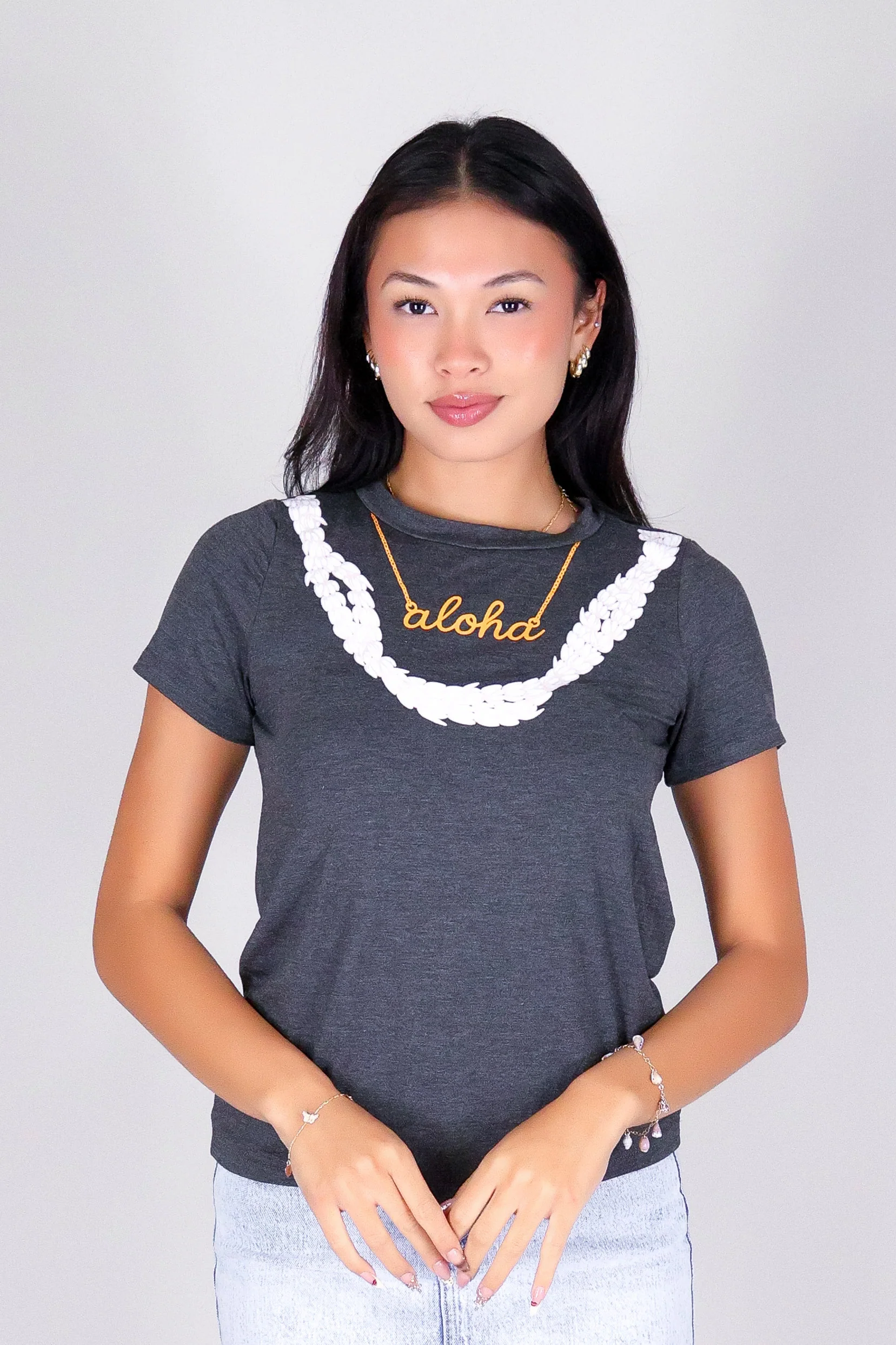 ALOHA PIKAKE NECKLACE TEE - Image 2