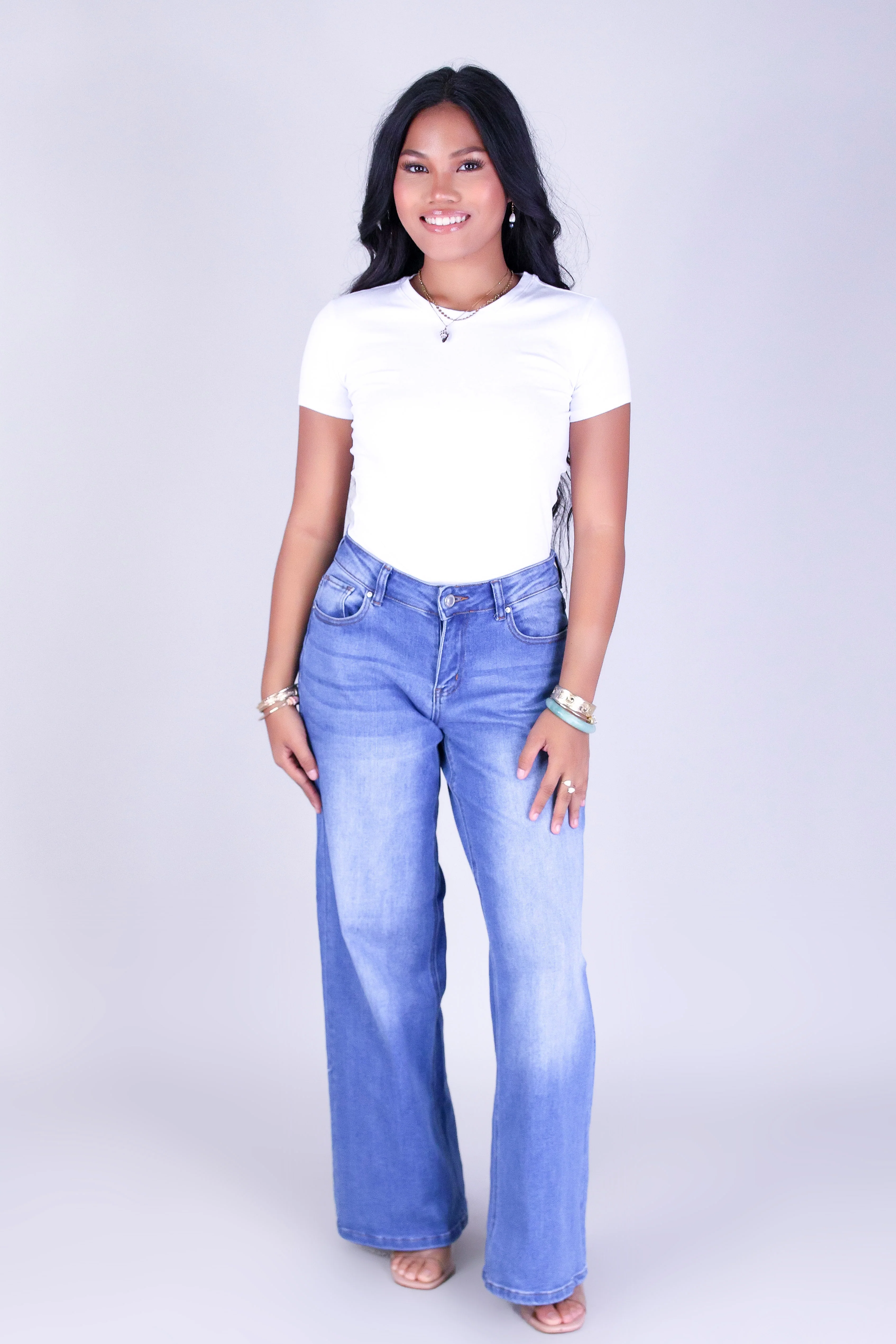 SIMPLE MOOD BASIC TEE