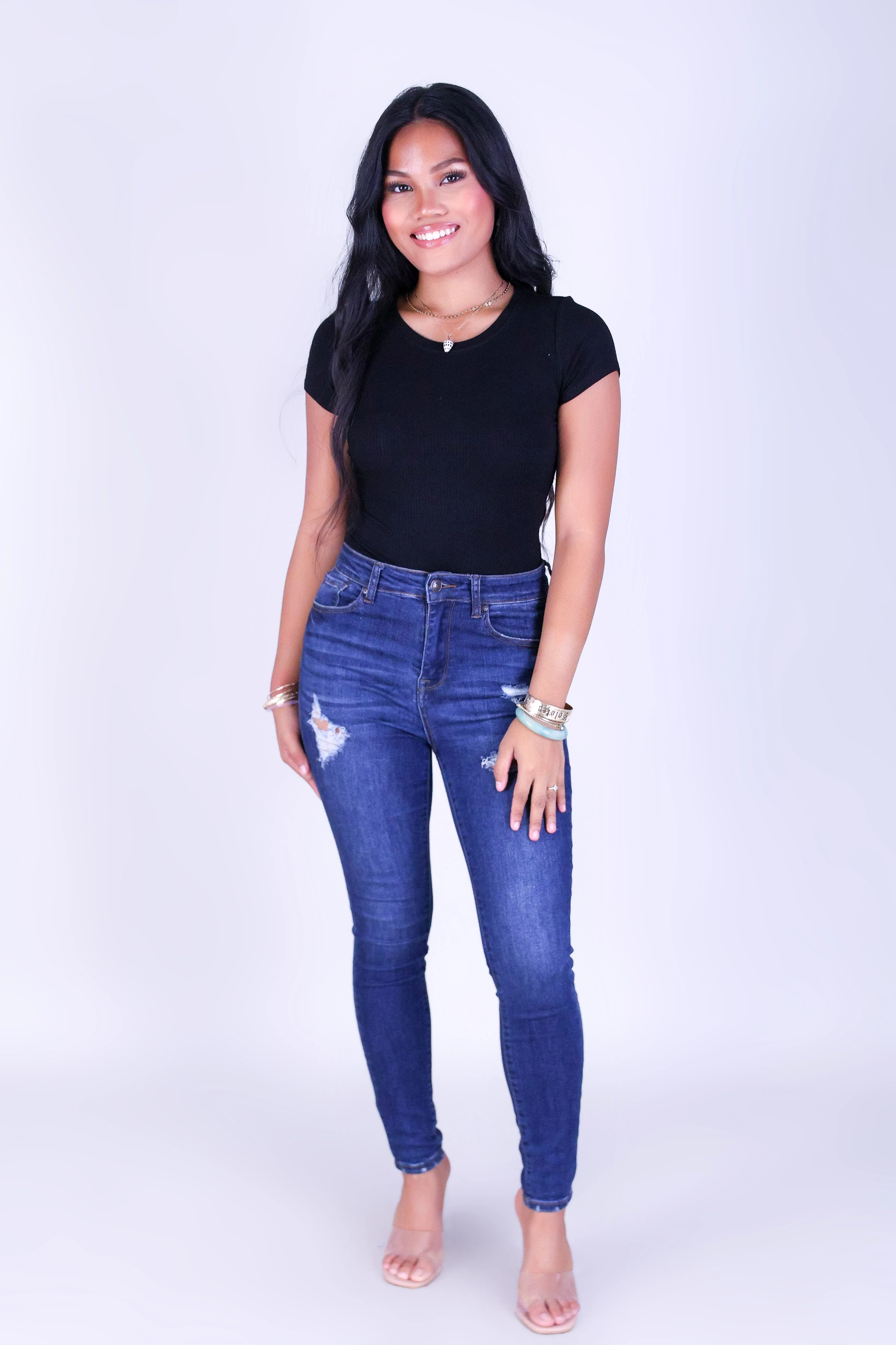 WORTH IT CROP TEE