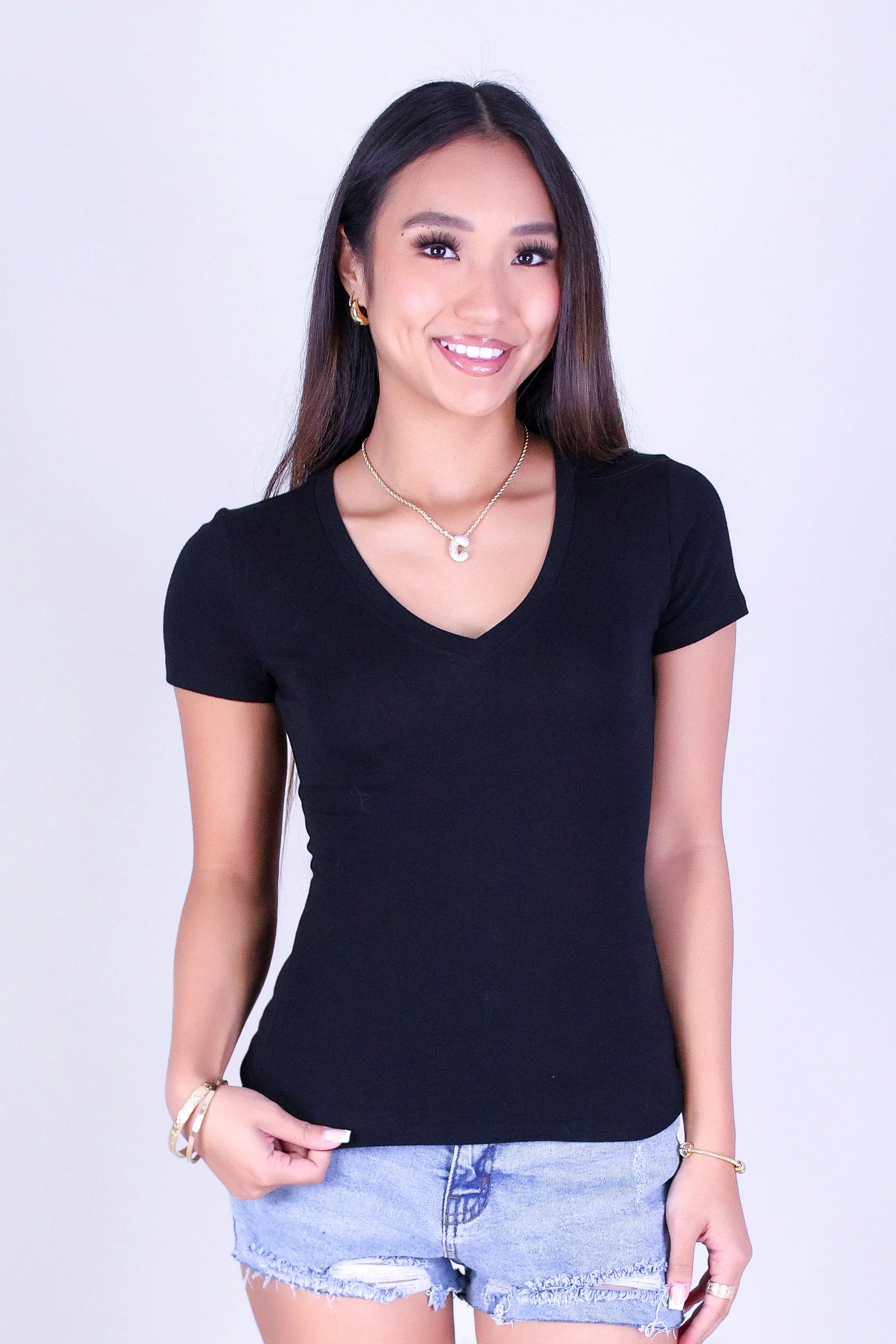 EASY TO LOVE BASIC TEE - Image 2