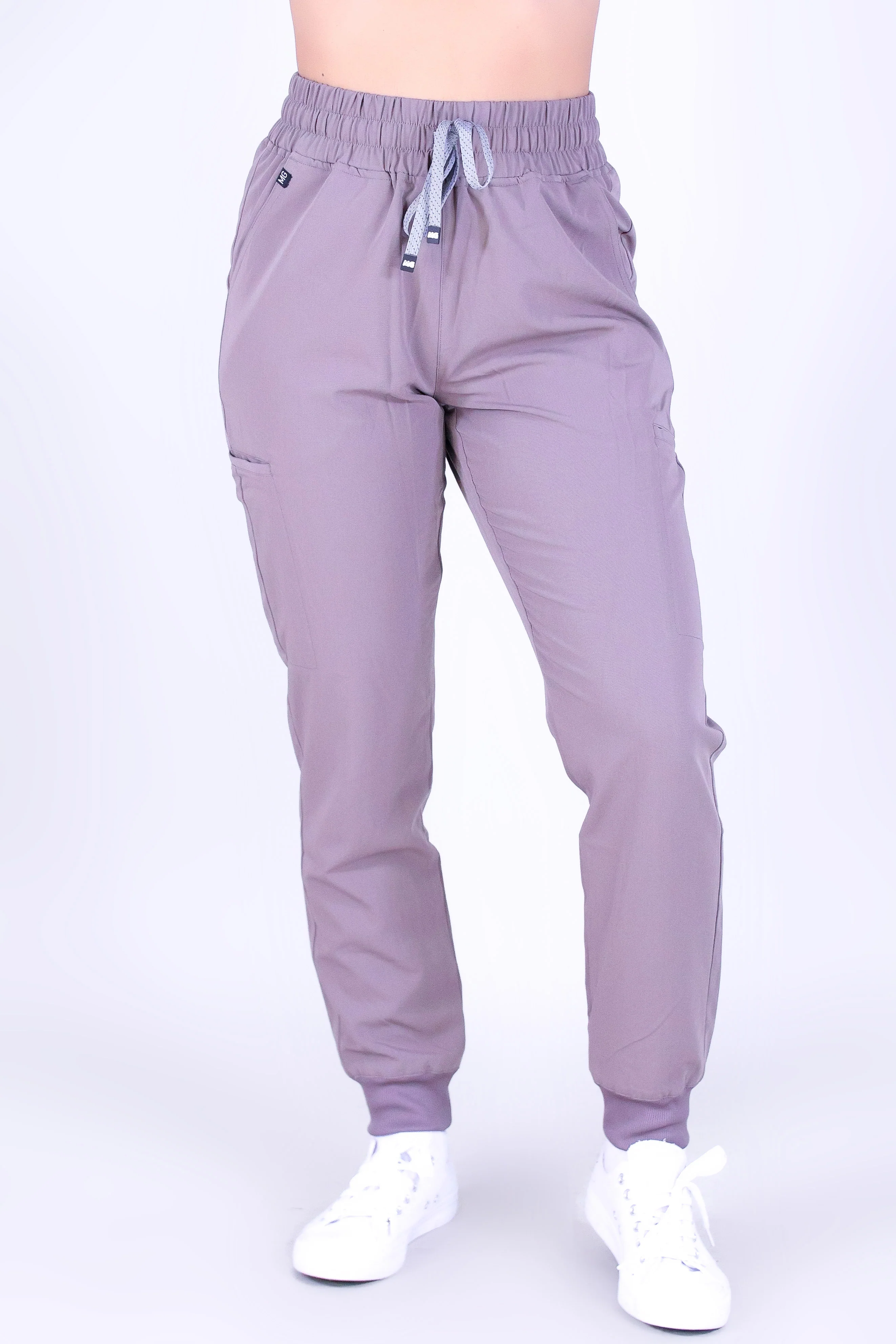 EVERDAY HEALING SCRUB JOGGER - Image 2