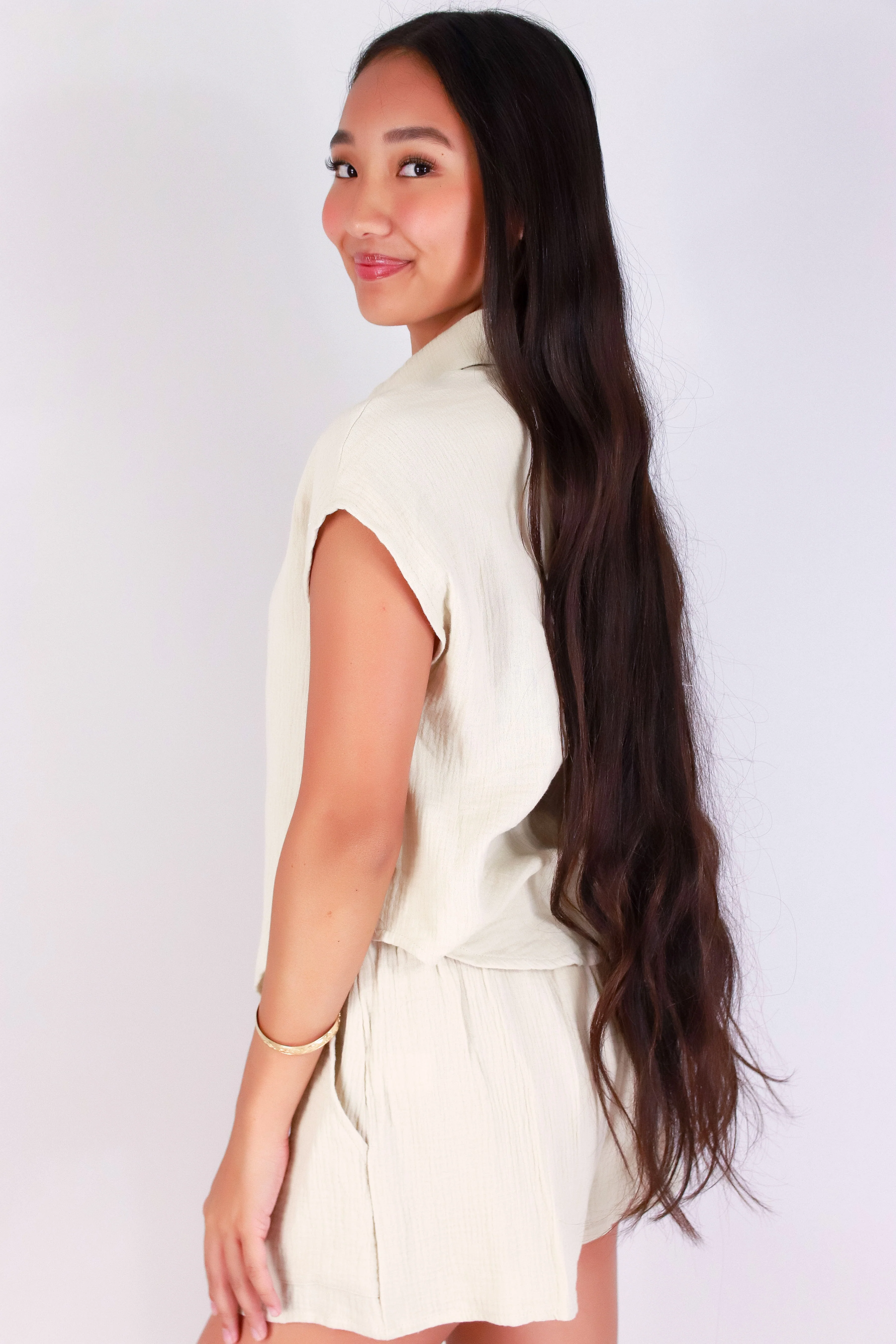 CRISP & CO. BUTTON-UP TOP - Image 2