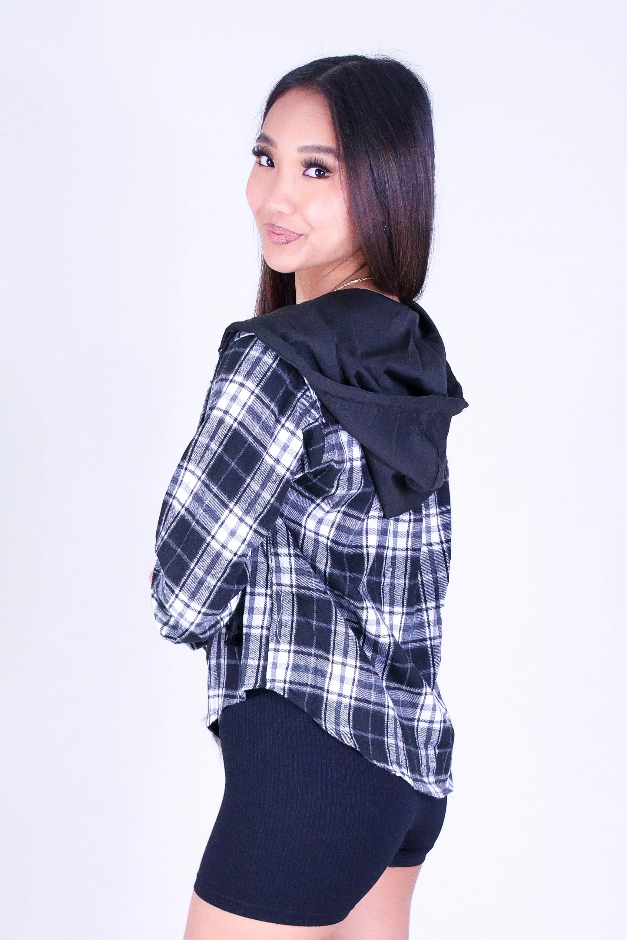 CABIN VIBES PLAID TOP - Image 3