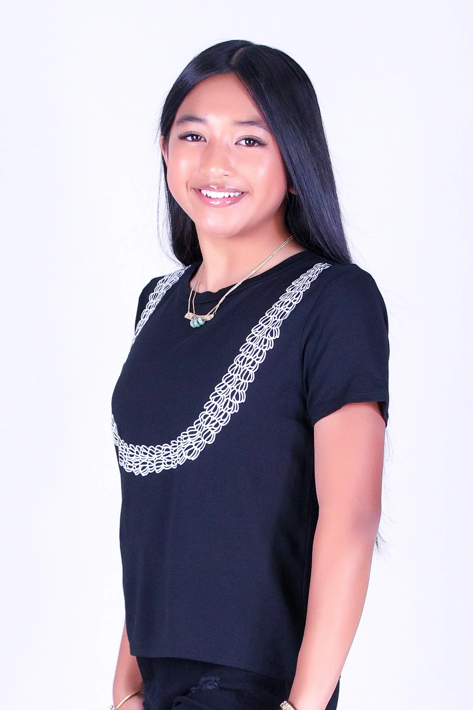 OUTLINE PIKAKE LEI TEE | KIDS SIZE 2-16 - Image 3