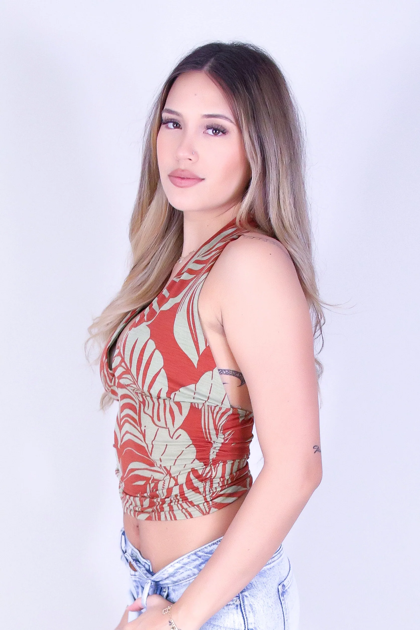 TROPICAL MUSE HALTER TOP - Image 3